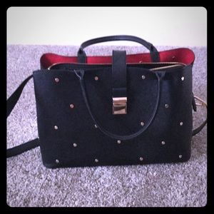 Black gold studded bag!!